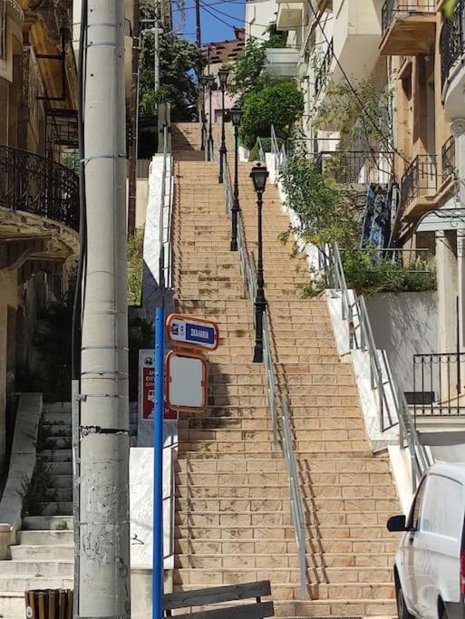 Lovely,Central, Spacious 2-Bedrooms Apartment Pireu Exterior foto